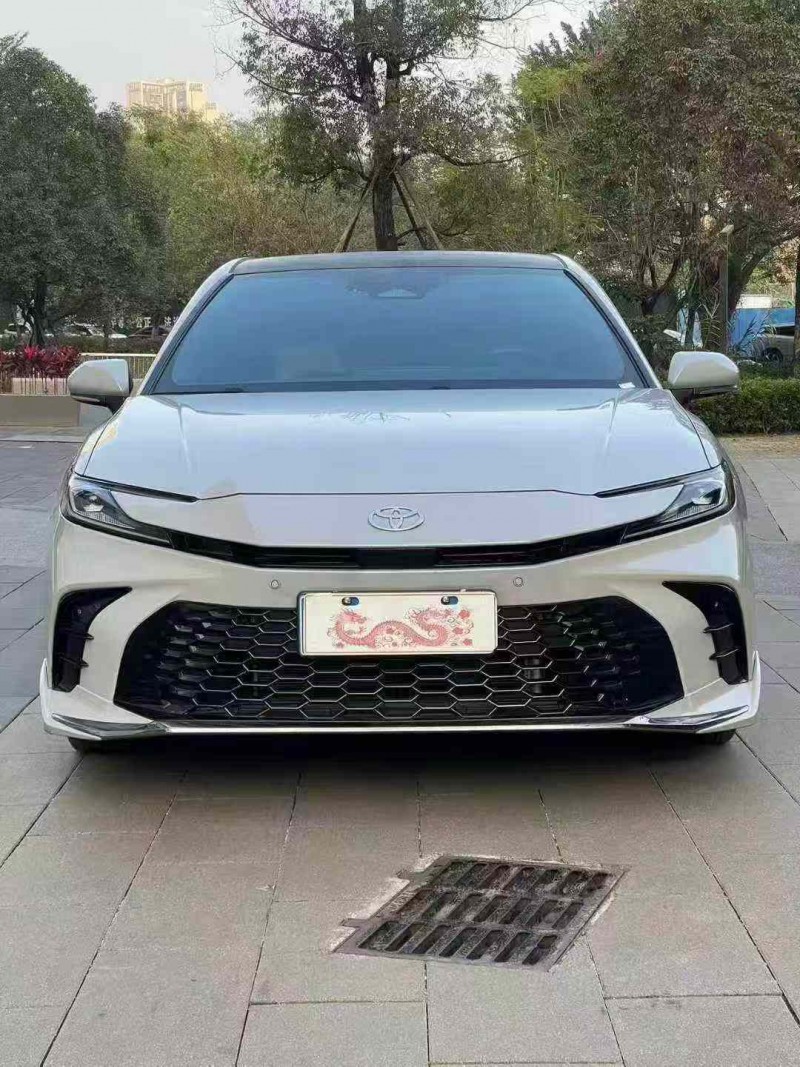 佛山24年丰田凯美瑞1