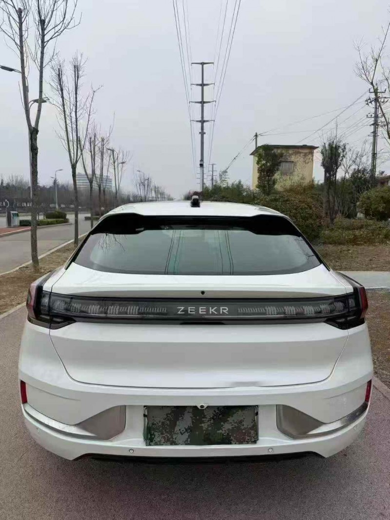 烟台23年极氪汽车0019