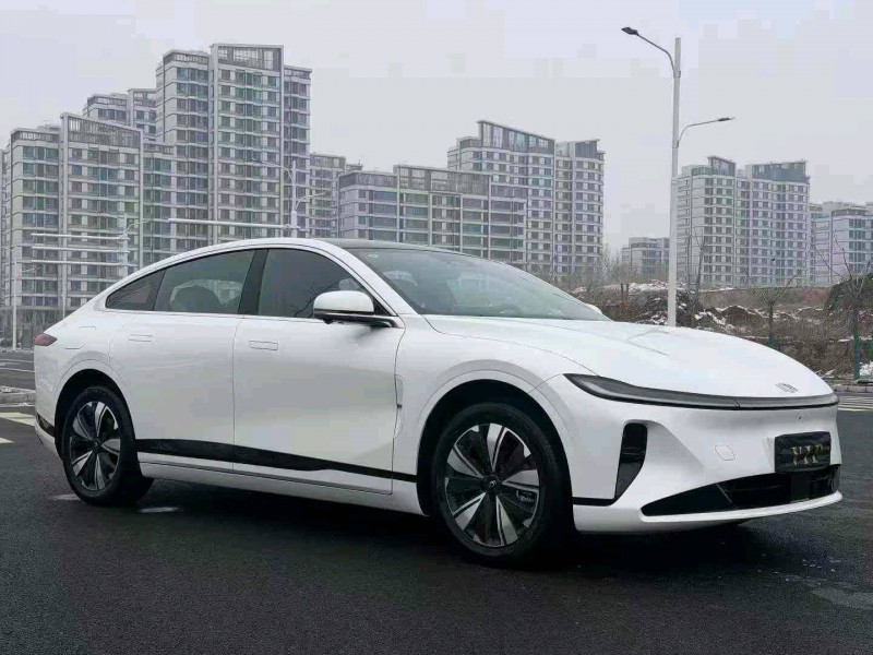 石家庄25年长安汽车启源3