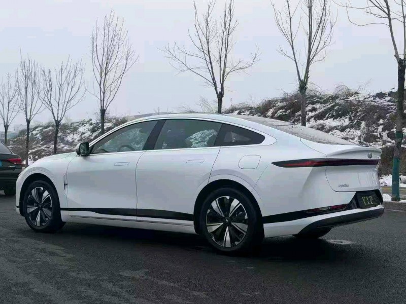 石家庄25年长安汽车启源6