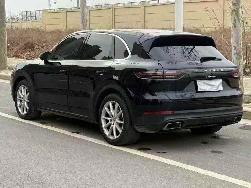 焦作20年保时捷卡宴5