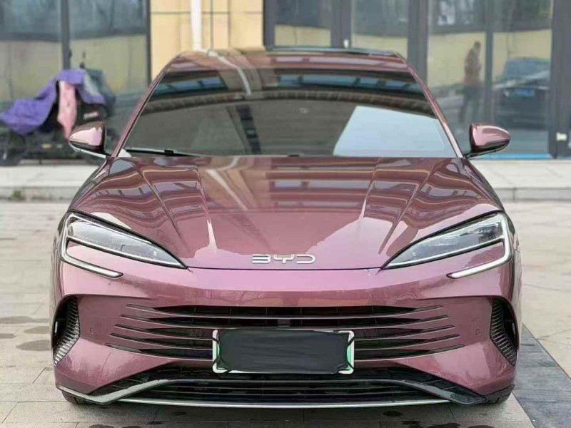 枣庄25年比亚迪海豹1