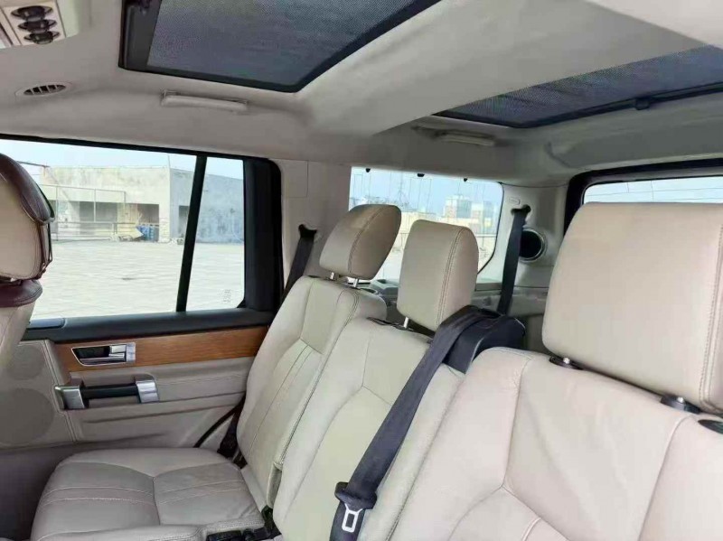 保定12年路虎发现5