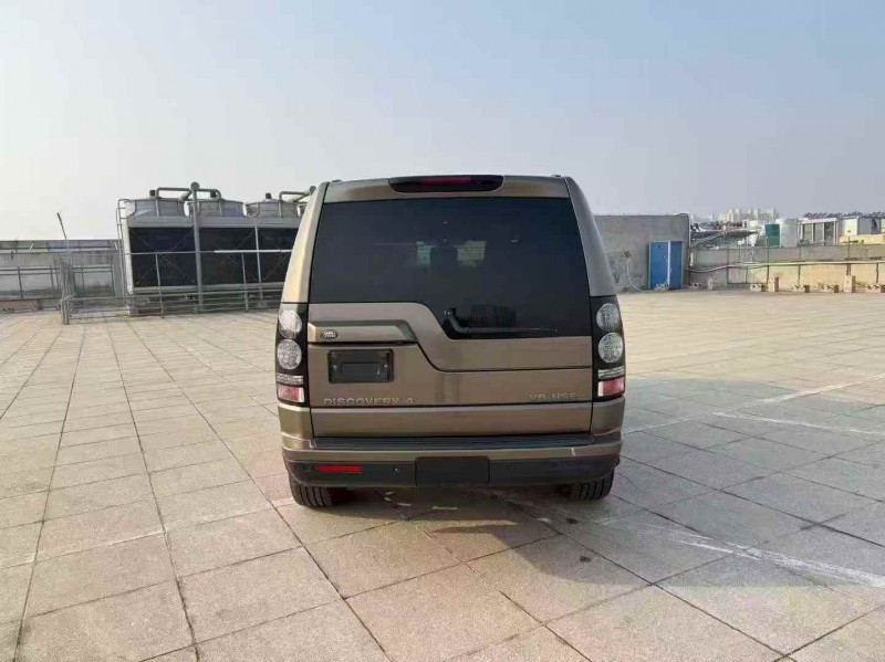 保定12年路虎发现7