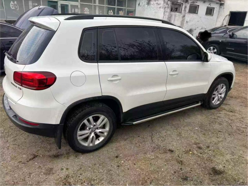 济南15年大众途观5