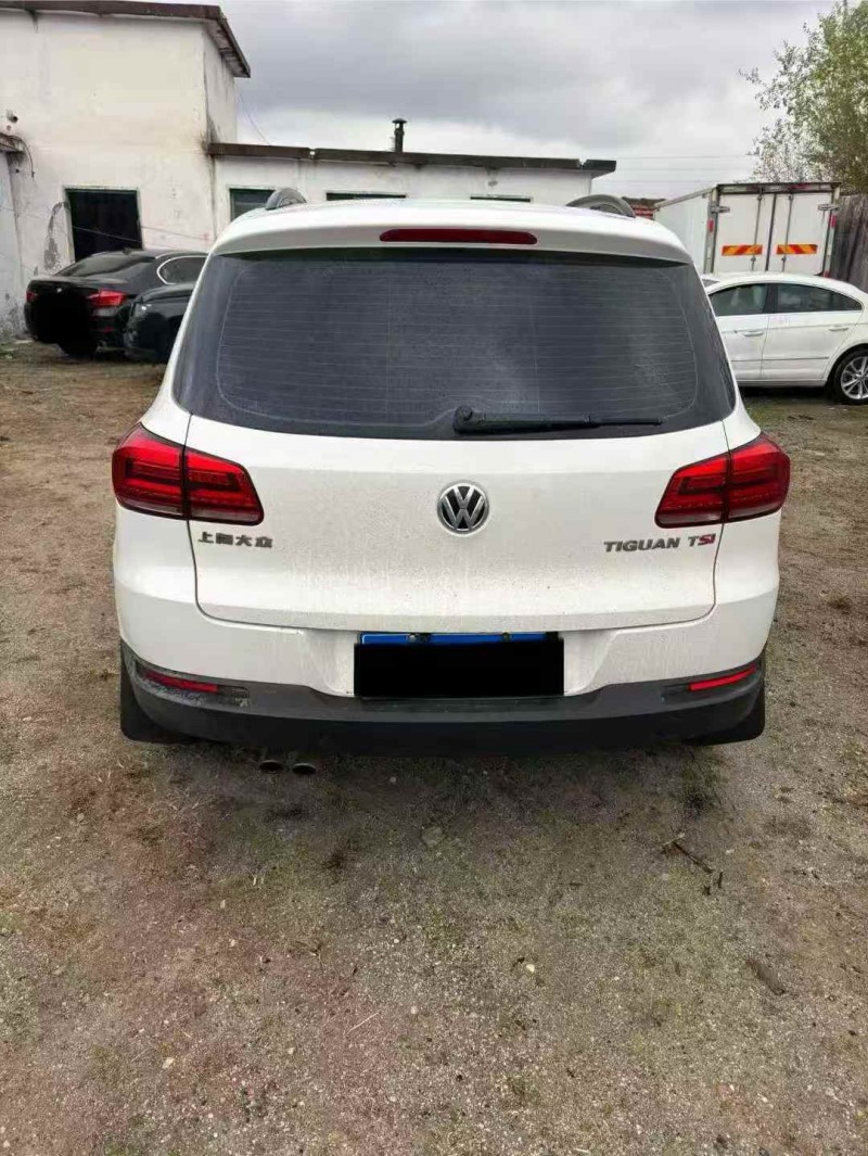 济南15年大众途观8