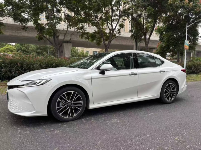 武汉25年丰田凯美瑞2