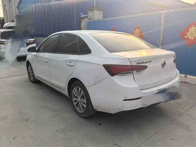 烟台21年别克英朗7