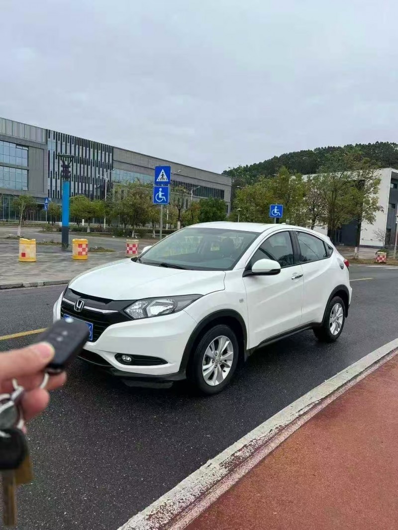 贺州18年本田缤智2