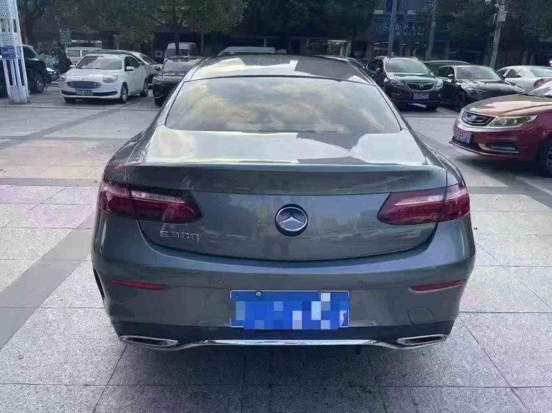 苏州21年奔驰E9