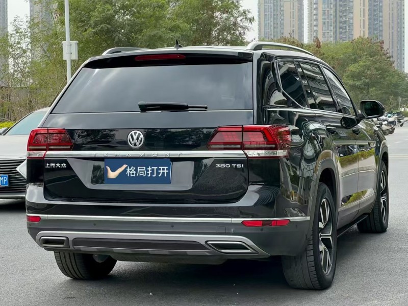 东莞20年大众途昂9