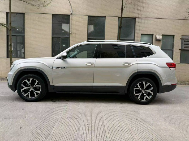 东莞20年大众途昂4