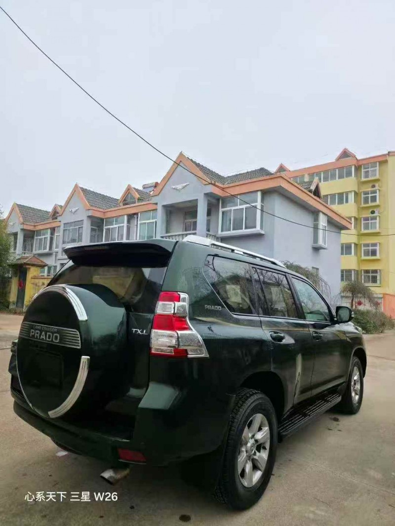 济宁14年丰田普拉多8