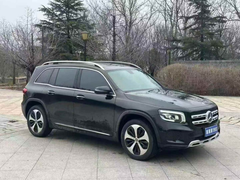 济宁22年奔驰GLB2