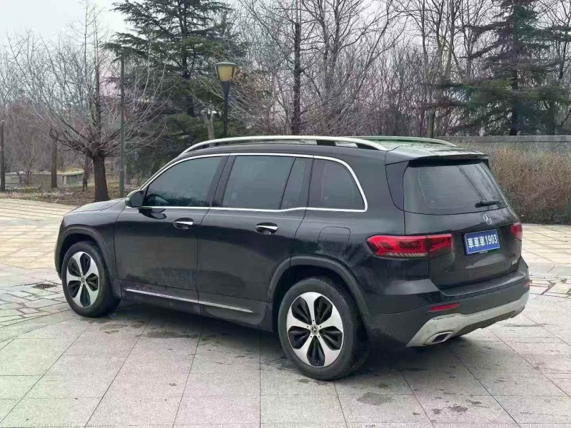 济宁22年奔驰GLB8