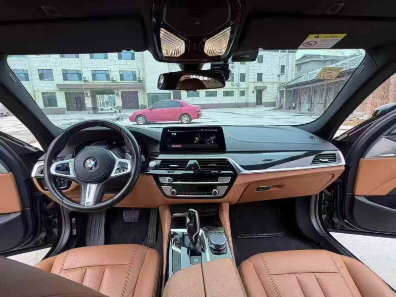 烟台20年宝马5系4