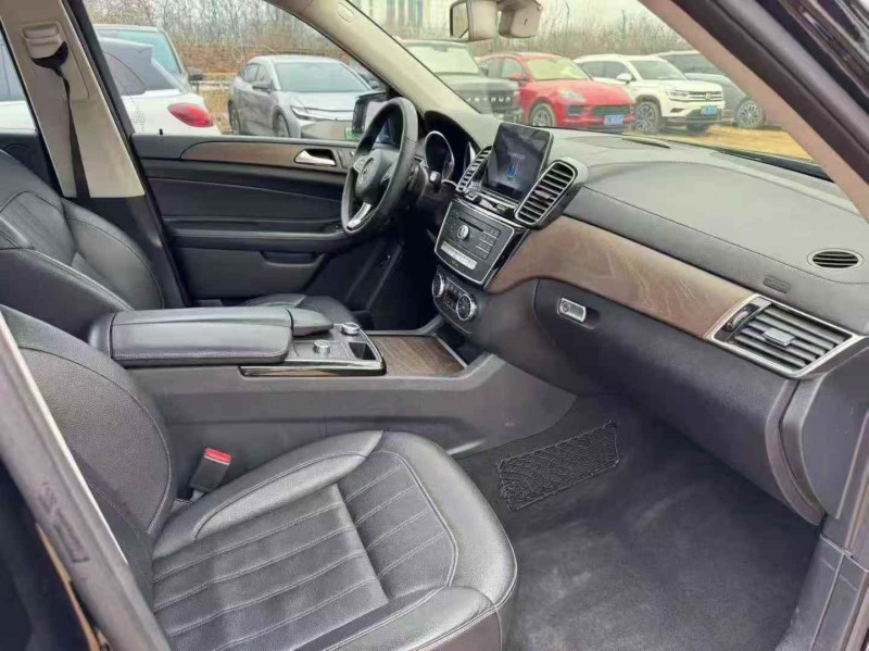 淄博18年奔驰GLE6