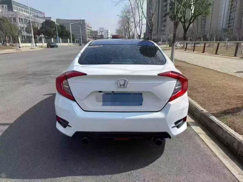 武汉18年本田思域6