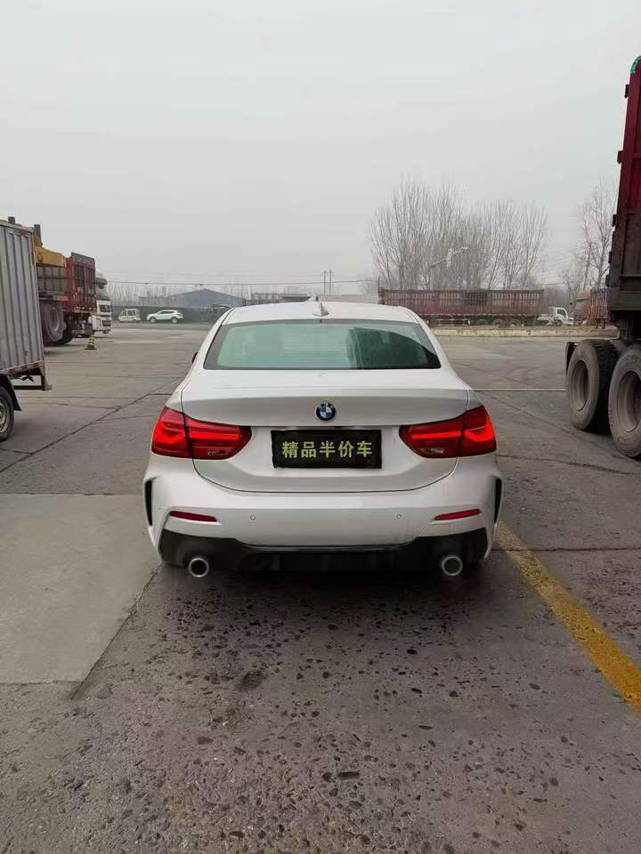 承德21年宝马1系6