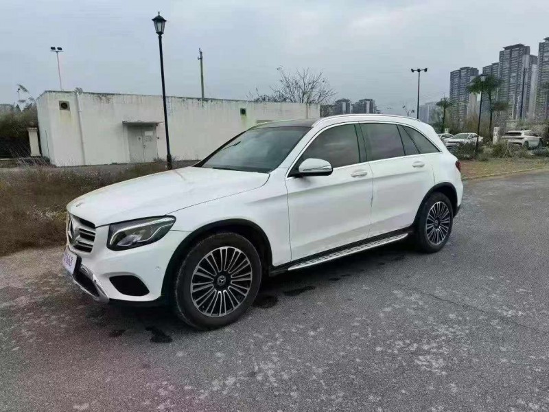南宁19年奔驰GLC3