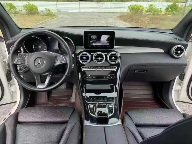 南宁19年奔驰GLC5