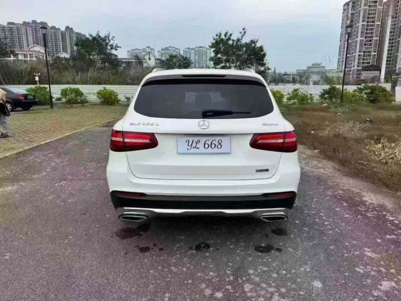 南宁19年奔驰GLC9