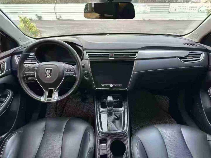 南宁19年荣威i55