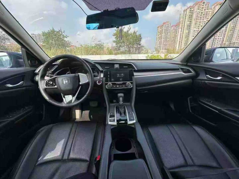 南宁20年本田思域5