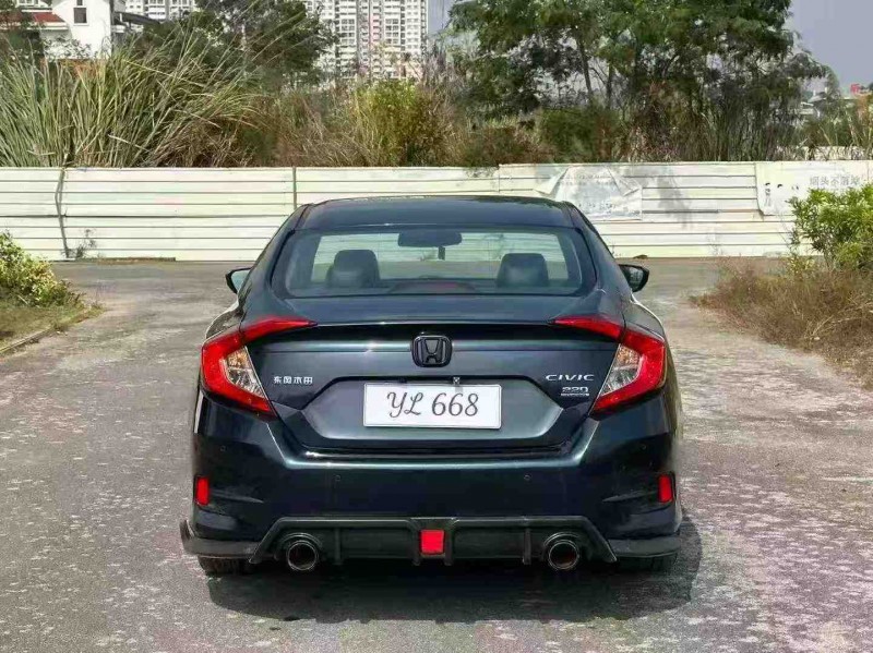 南宁20年本田思域9