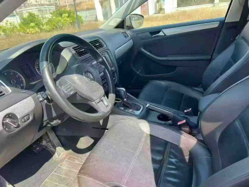 南宁14年大众速腾3