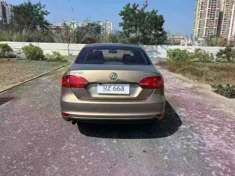 南宁14年大众速腾8