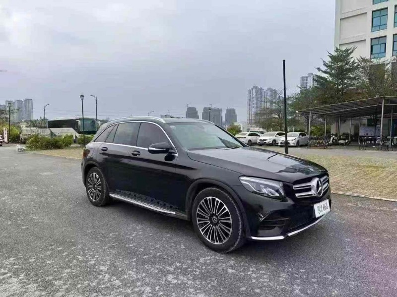 南宁18年奔驰GLC2