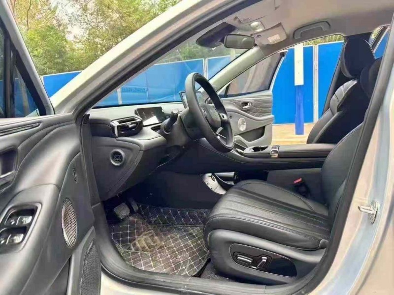 南宁25年传祺埃安RT4