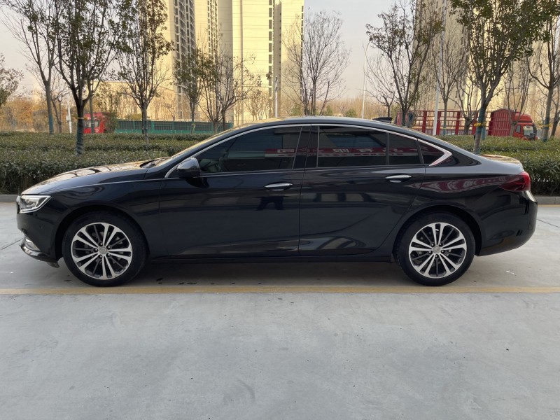 潍坊17年别克君威4