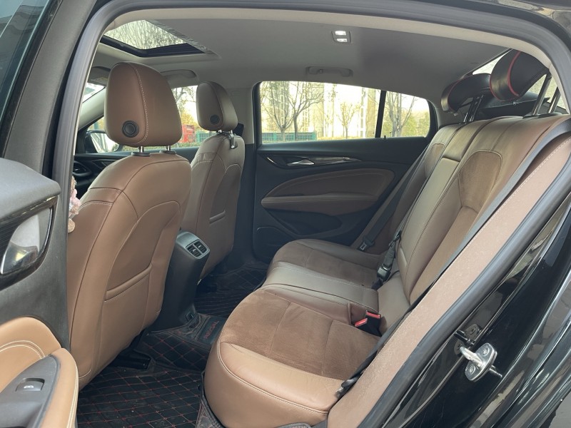 潍坊17年别克君威6