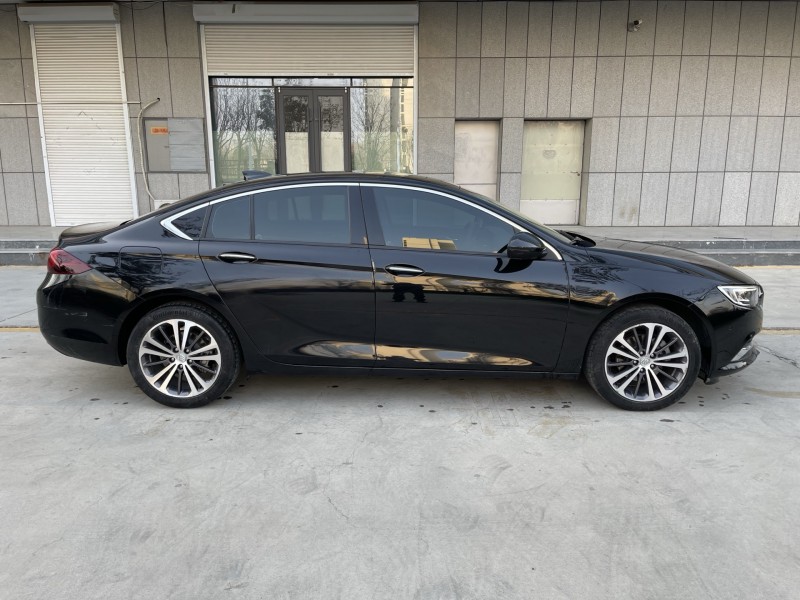 潍坊17年别克君威8