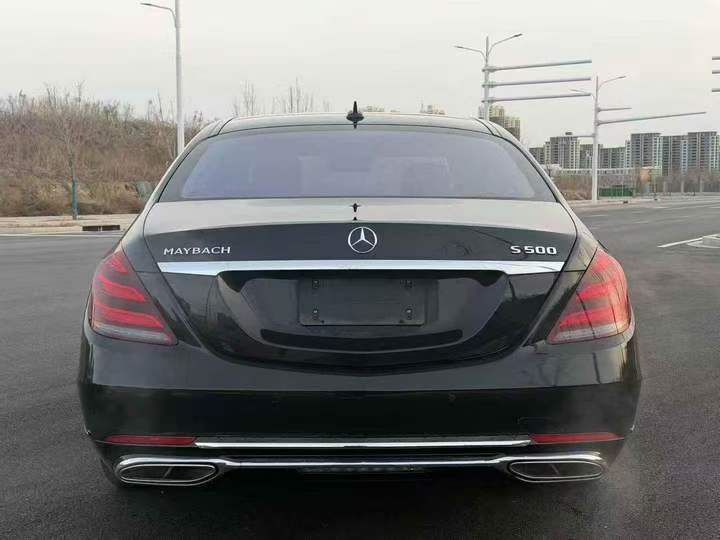 张家口17年奔驰迈巴赫S级9