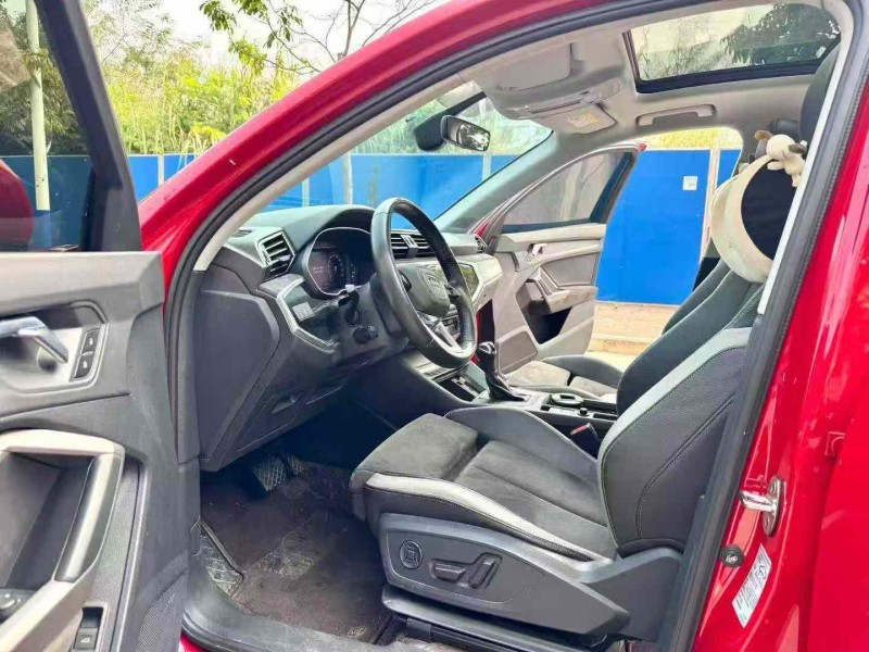 南宁21年奥迪Q34