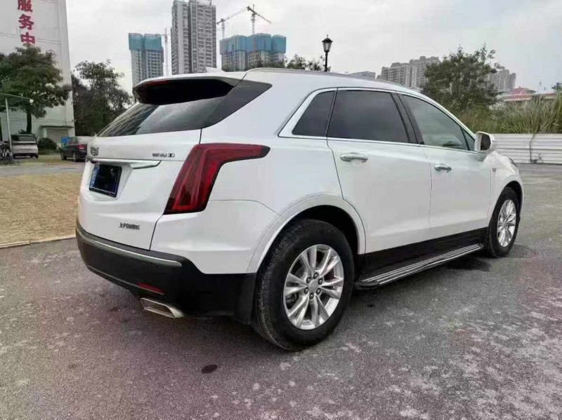 南宁19年凯迪拉克XT57