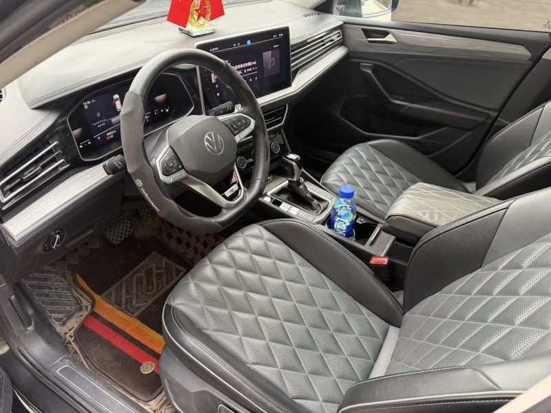 济宁23年大众速腾5