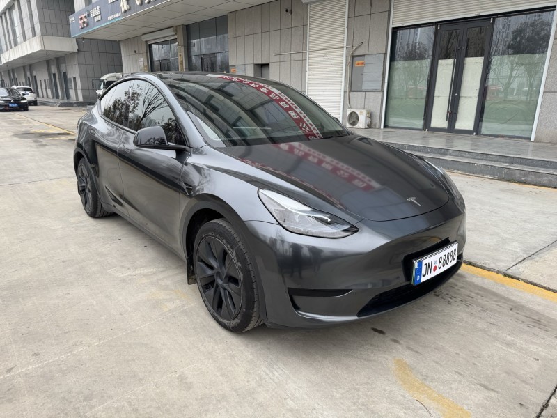 济宁23年特斯拉MODEL Y3