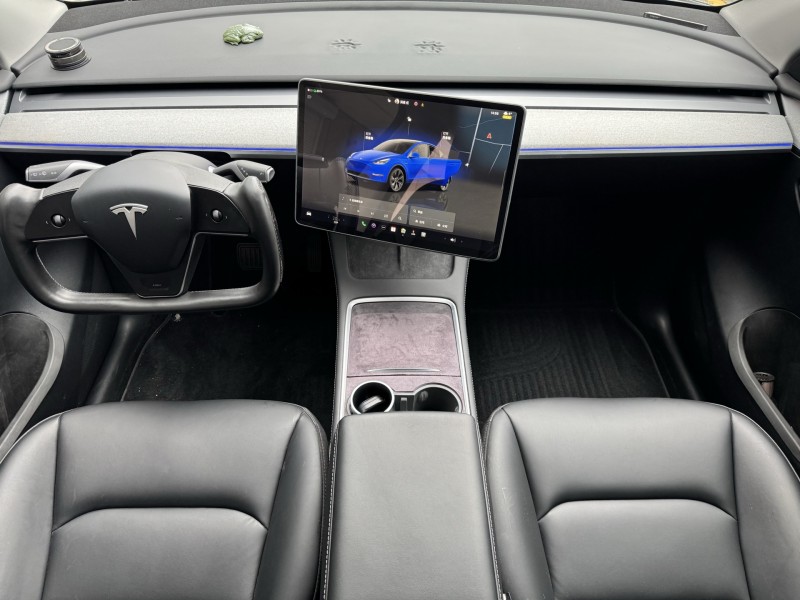 济宁23年特斯拉MODEL Y4