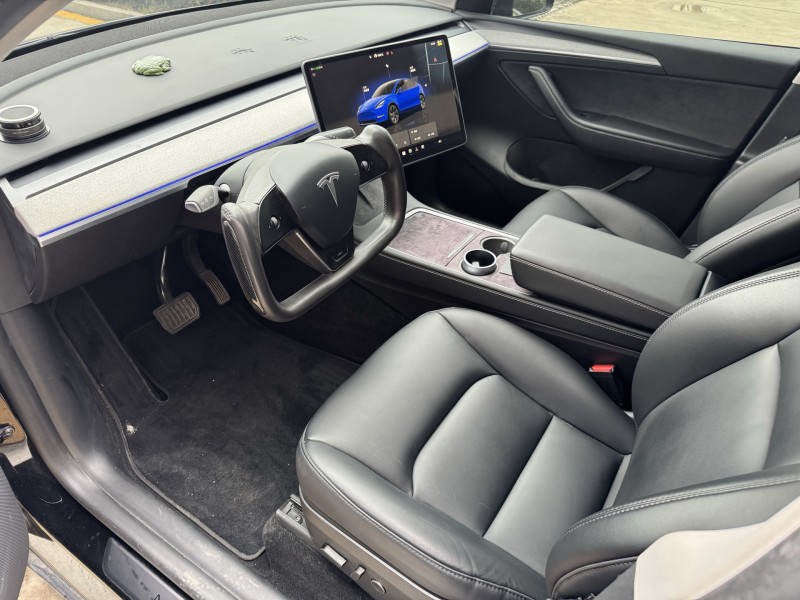 济宁23年特斯拉MODEL Y6