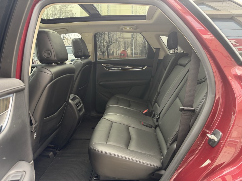 济宁18年凯迪拉克XT55