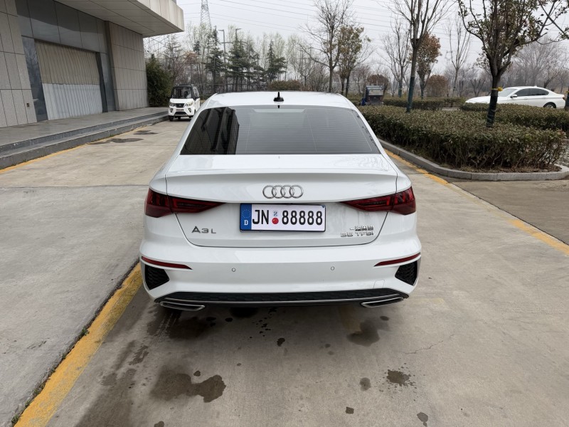 济宁24年奥迪A39