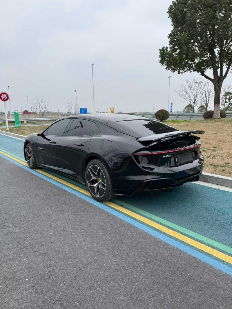 常州24年路特斯EMEYA L3