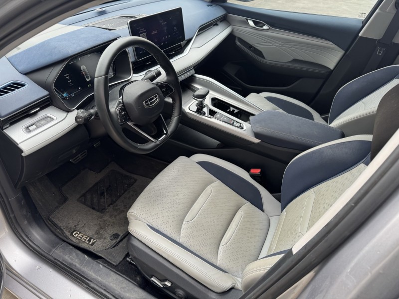 济宁22年吉利星瑞5