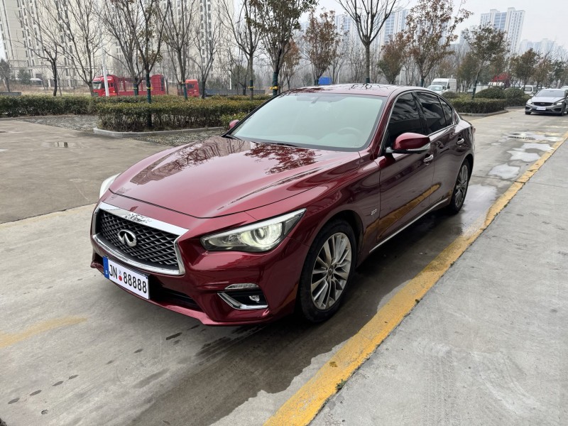 济宁20年英菲尼迪Q50L2