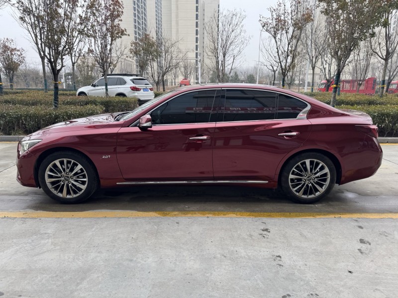 济宁20年英菲尼迪Q50L6