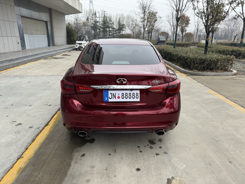 济宁20年英菲尼迪Q50L8